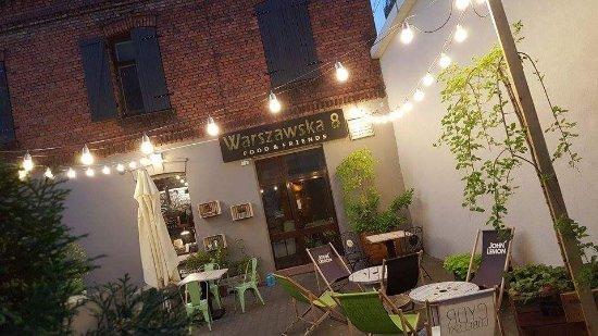 Warszawska 8 Food & Friends